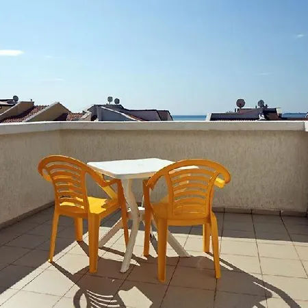 Къща за гости Villas *