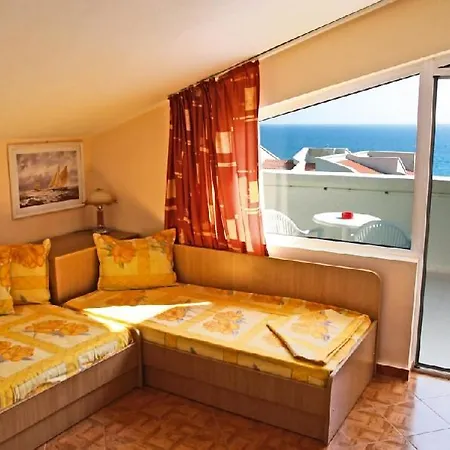 Къща за гости Villas